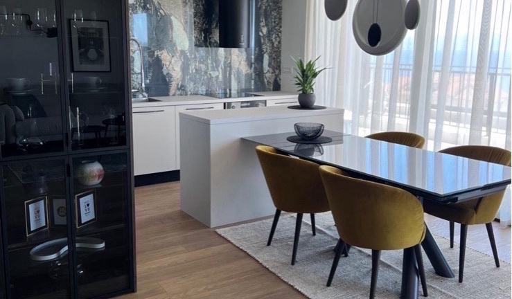 luksuzan-penthouse-pogledom-parkingom-dugorocno-slika-239147892